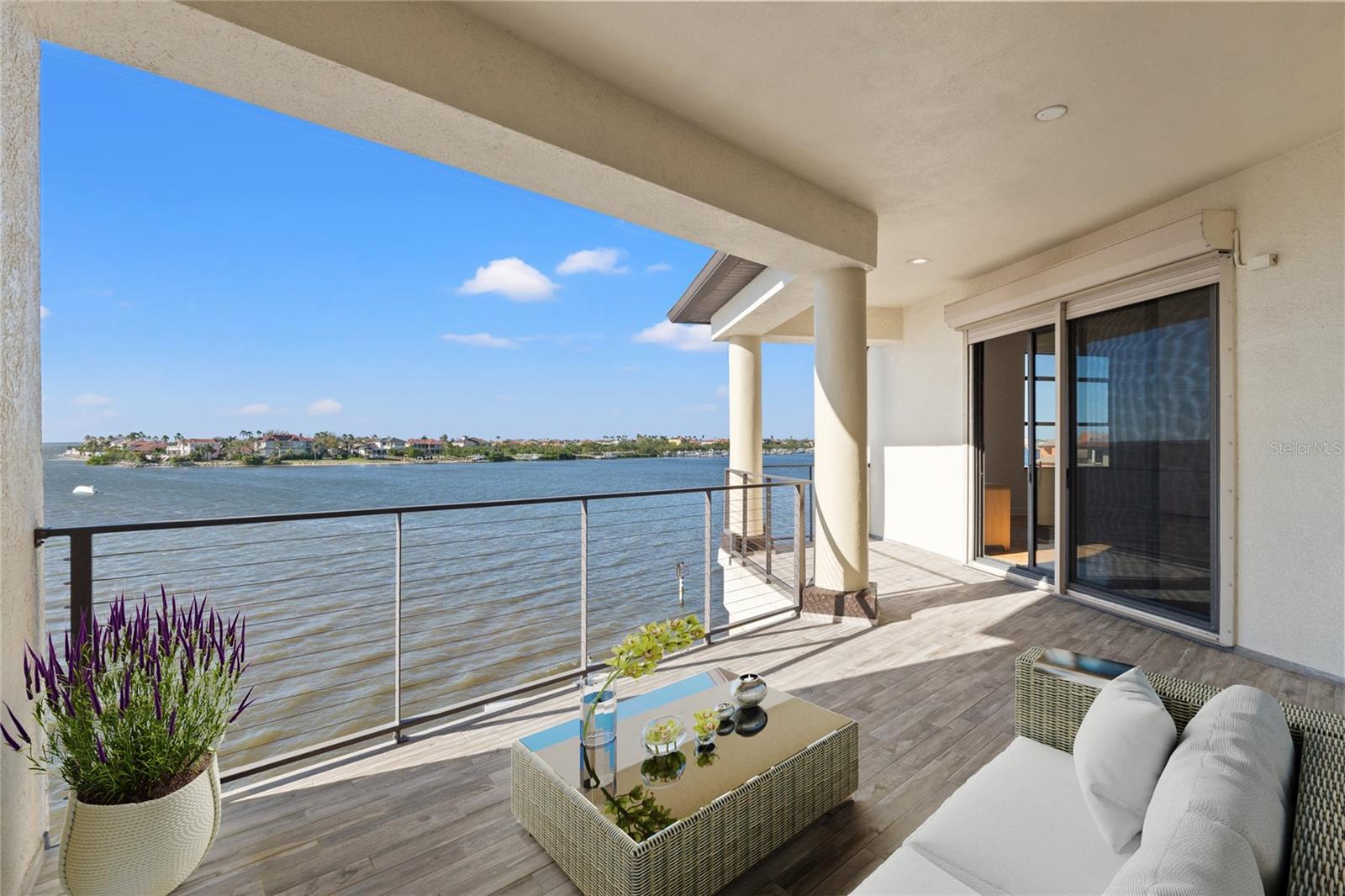 SYMPHONY ISLES UNIT FIVE - Residential