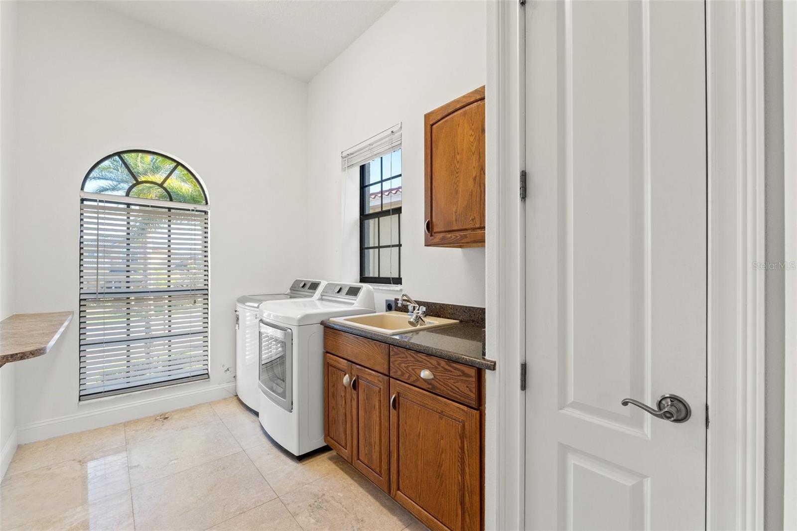 SYMPHONY ISLES UNIT FIVE - Residential