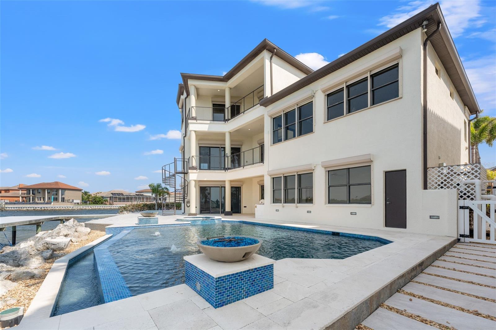 SYMPHONY ISLES UNIT FIVE - Residential