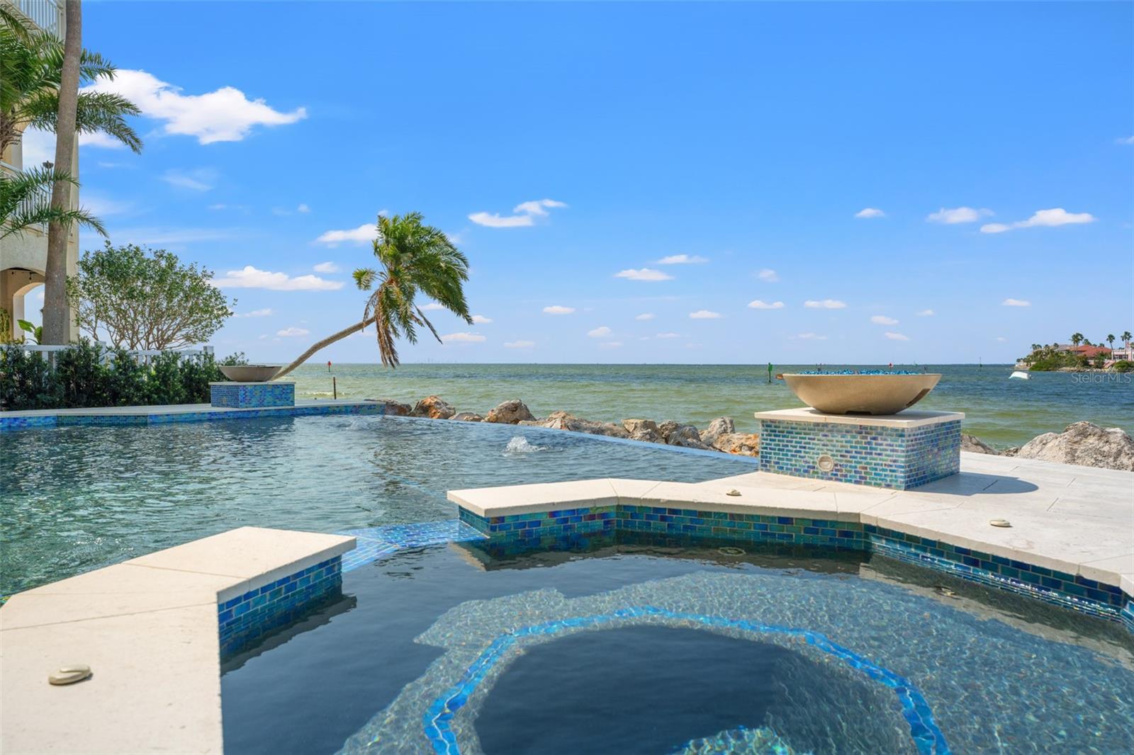 SYMPHONY ISLES UNIT FIVE - Residential
