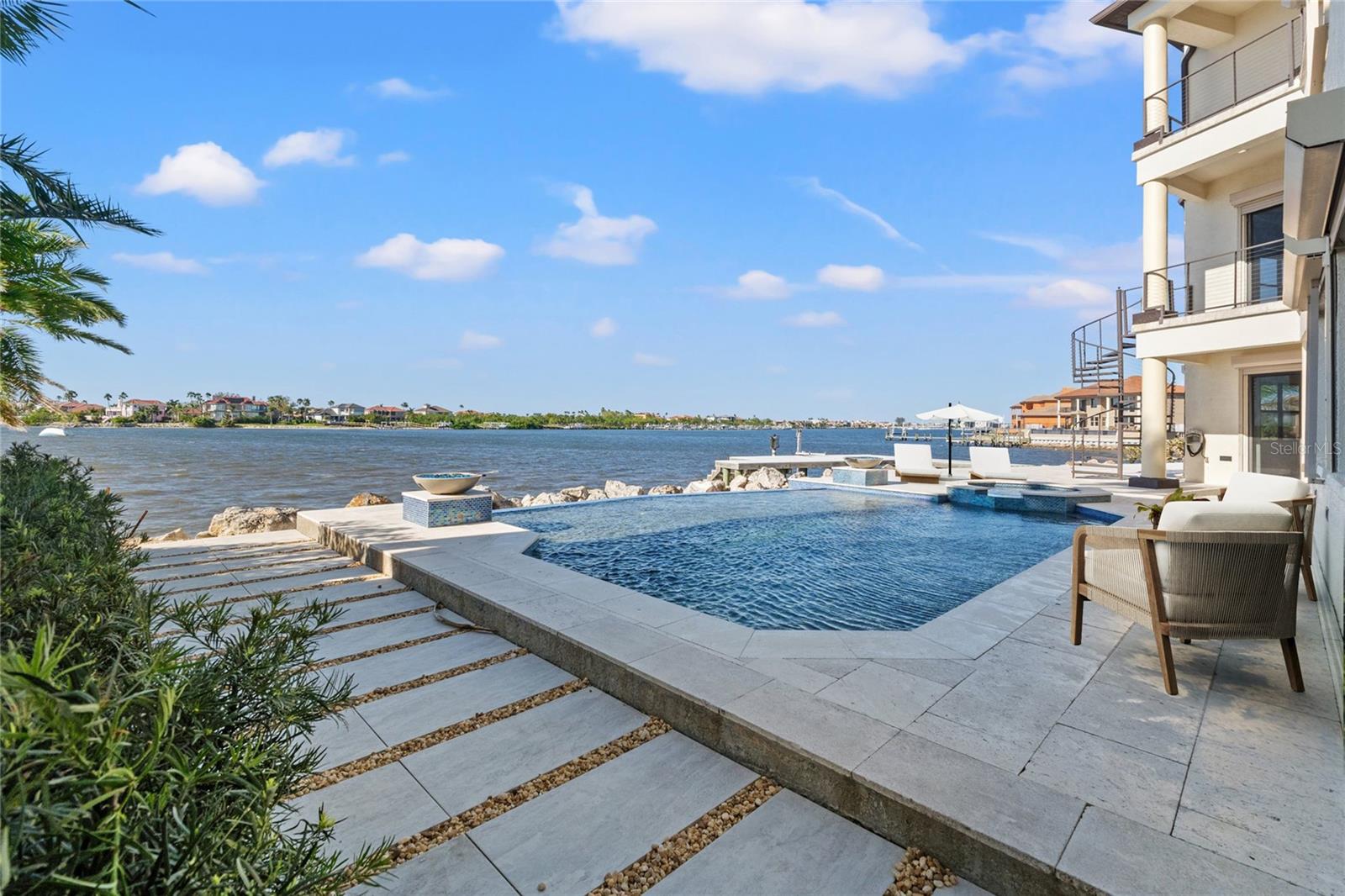 SYMPHONY ISLES UNIT FIVE - Residential