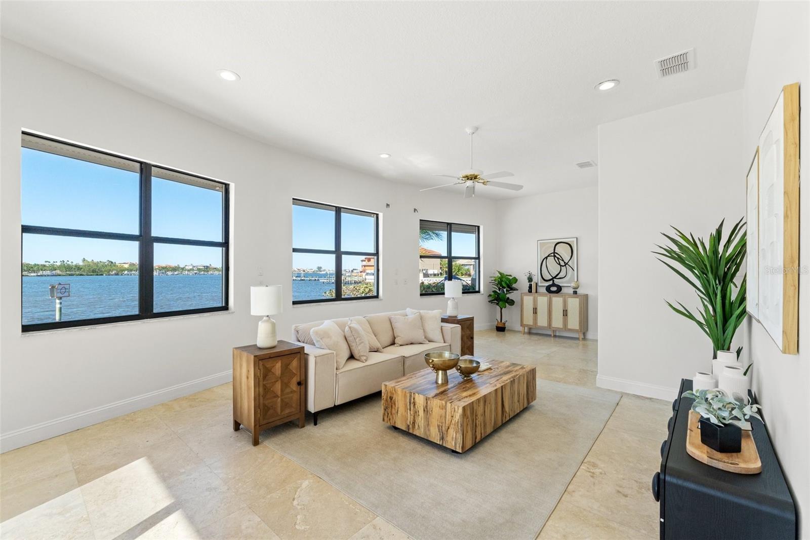 SYMPHONY ISLES UNIT FIVE - Residential