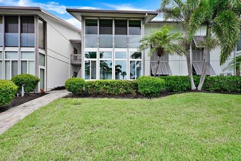 6046 W PEPPERTREE WAY 223B SARASOTA FL 34242