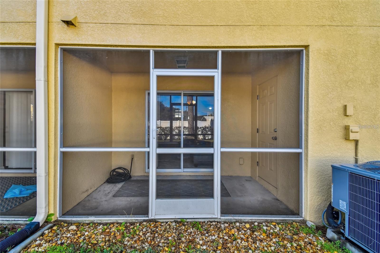 EILAND PARK TWNHMS - Residential Lease