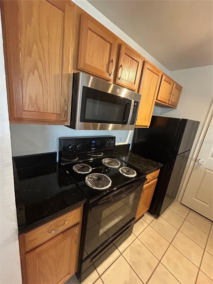 BAY PT AT CORTEZ PH 2 6 - Residential Lease