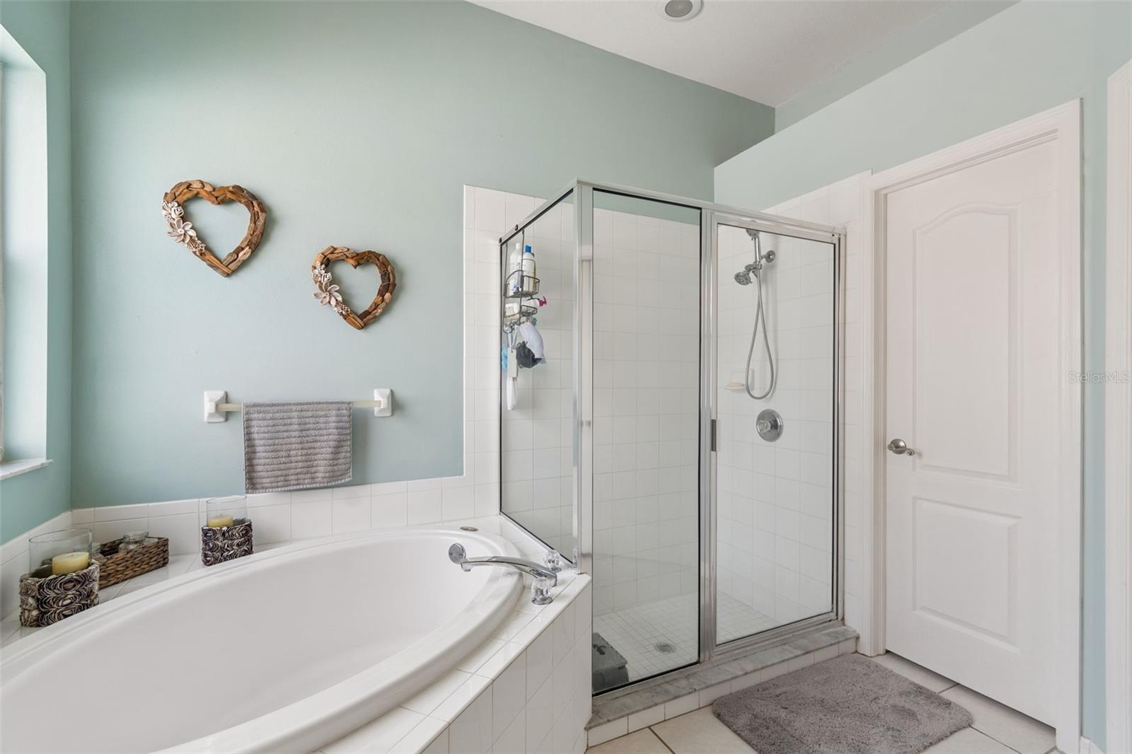 LEXINGTON OAKS PH 01 - Residential