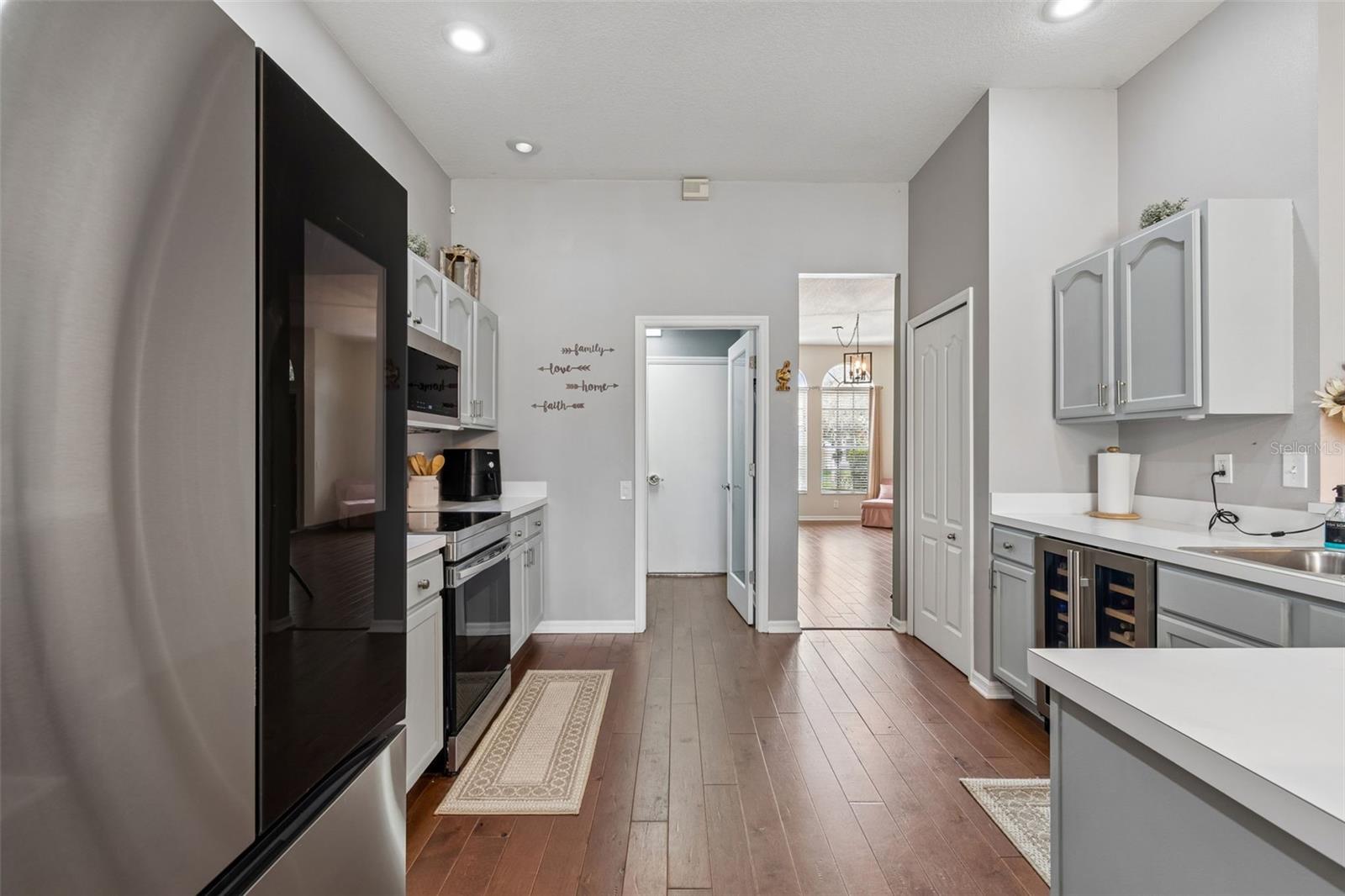 LEXINGTON OAKS PH 01 - Residential