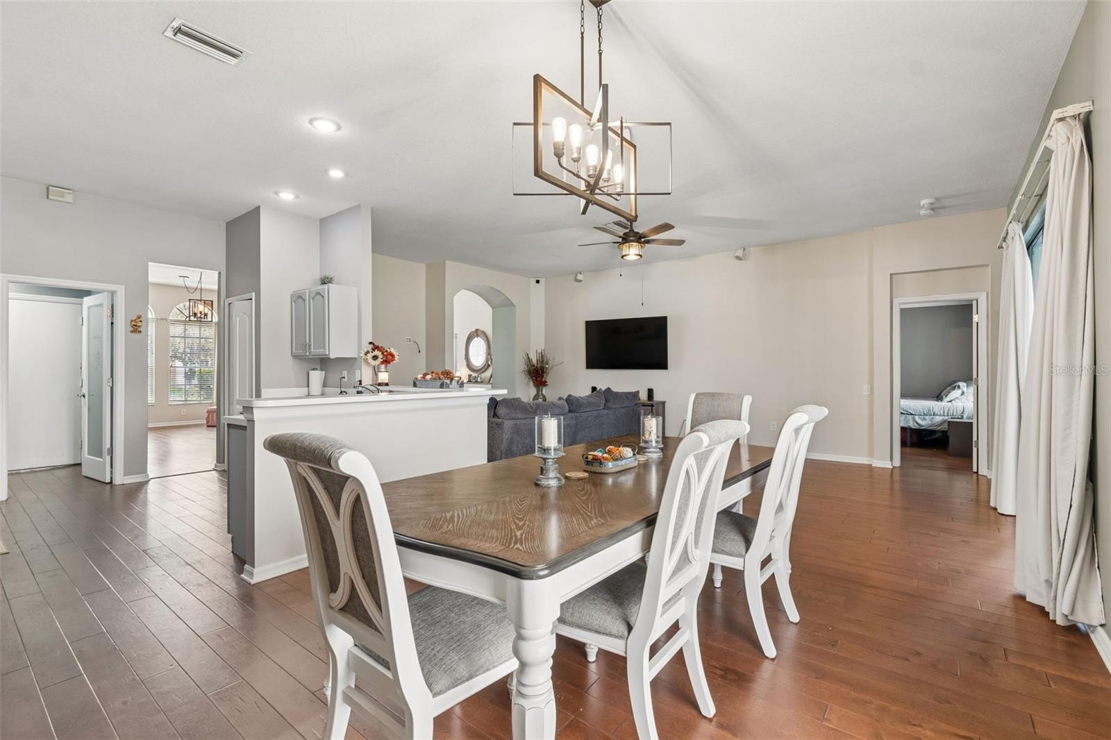 LEXINGTON OAKS PH 01 - Residential