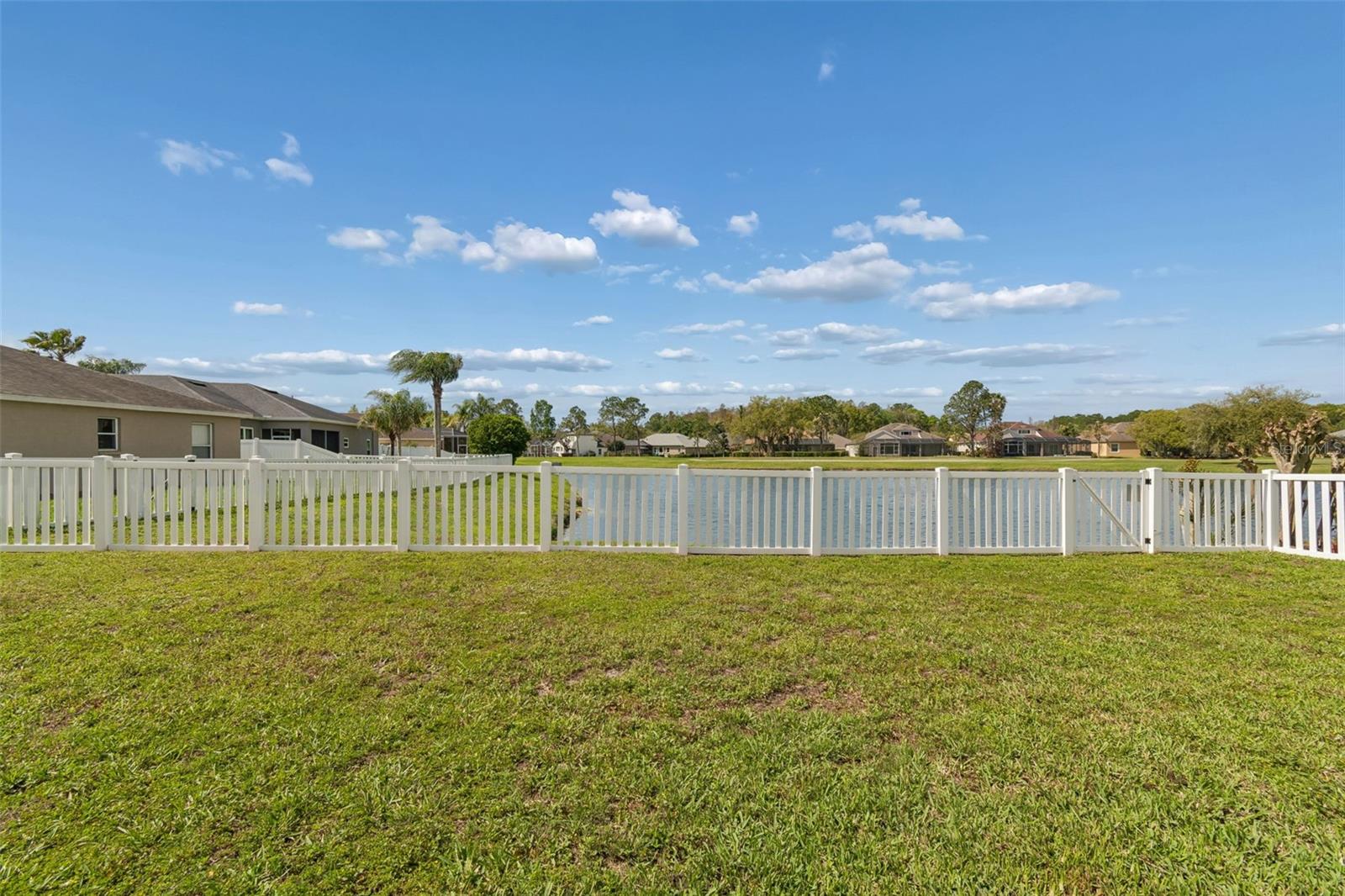 LEXINGTON OAKS PH 01 - Residential