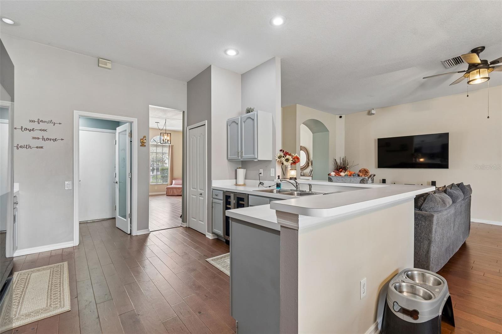 LEXINGTON OAKS PH 01 - Residential