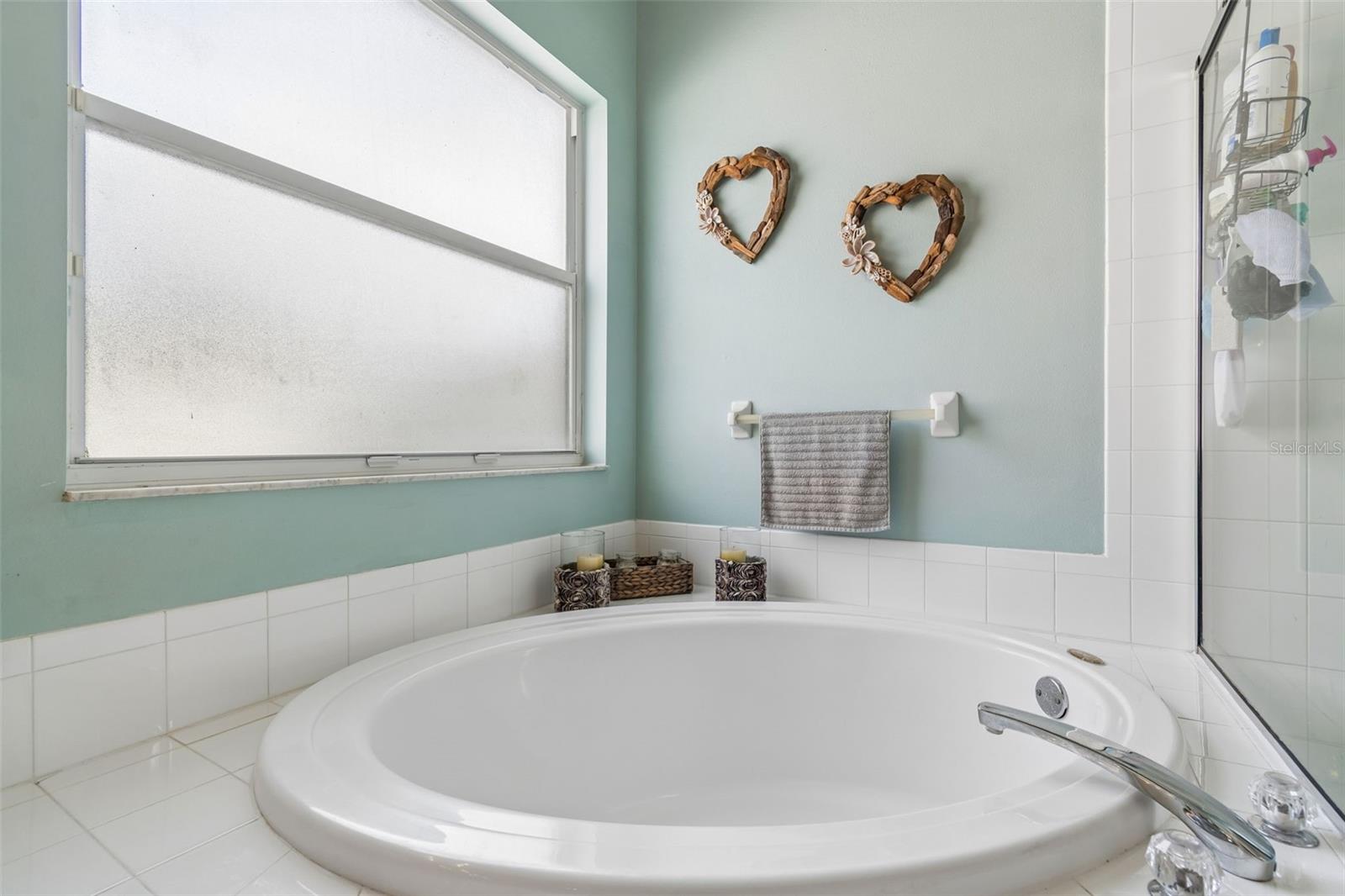 LEXINGTON OAKS PH 01 - Residential