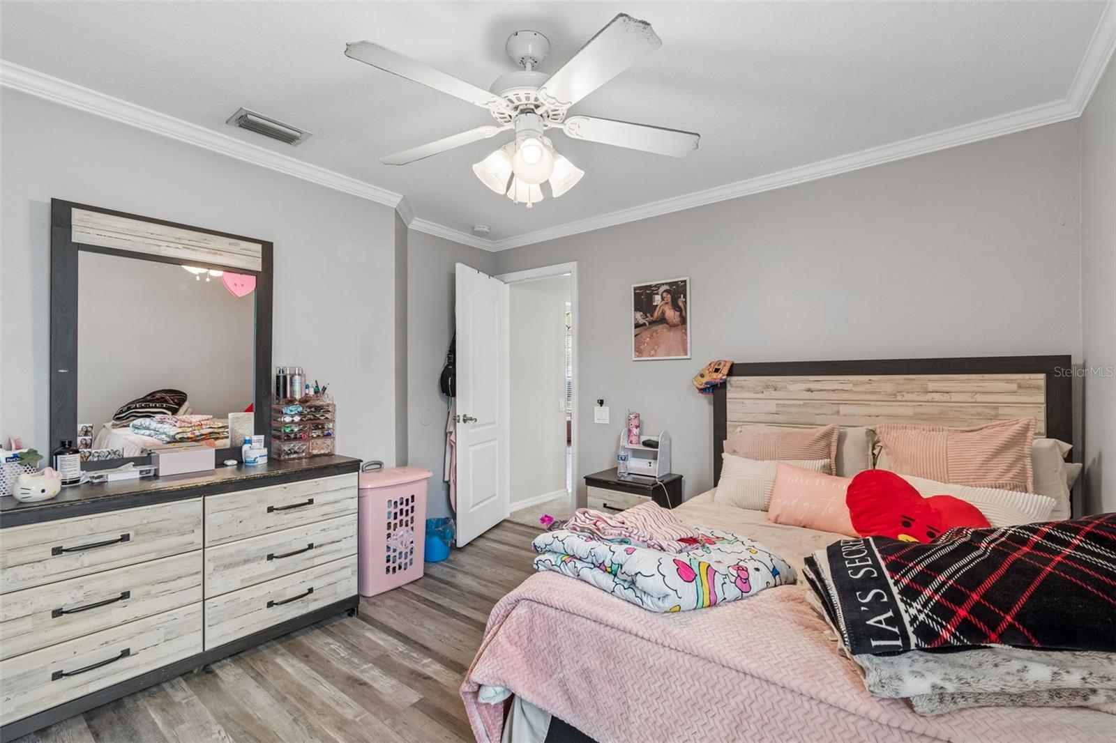 LEXINGTON OAKS PH 01 - Residential