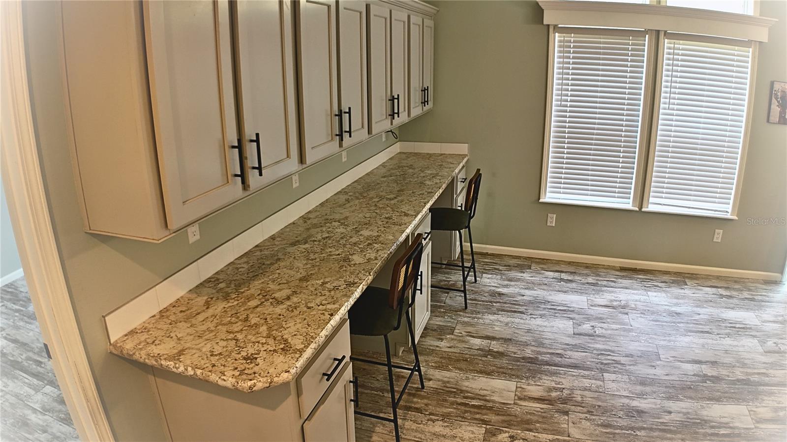 PLANTATION PINES - Residential