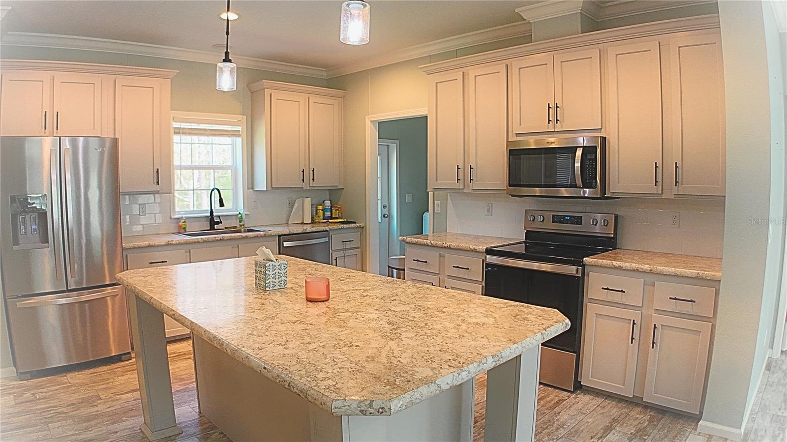 PLANTATION PINES - Residential