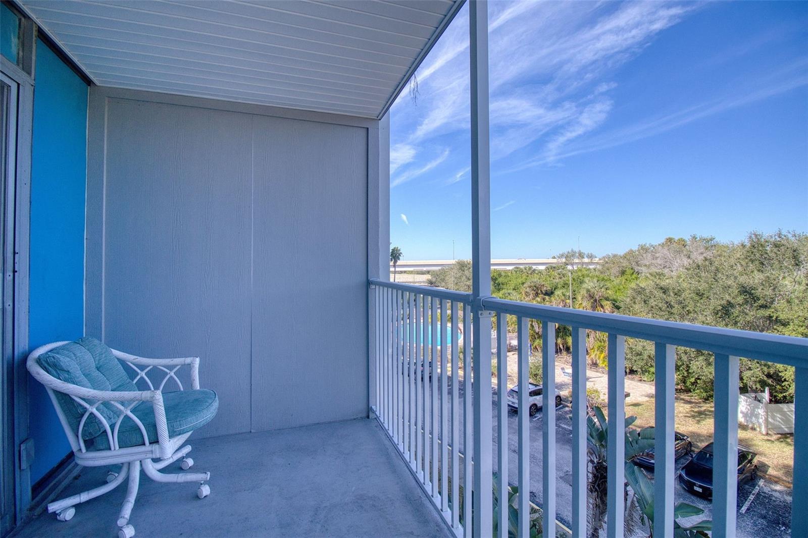 WAVE THE CONDO - Residential Lease