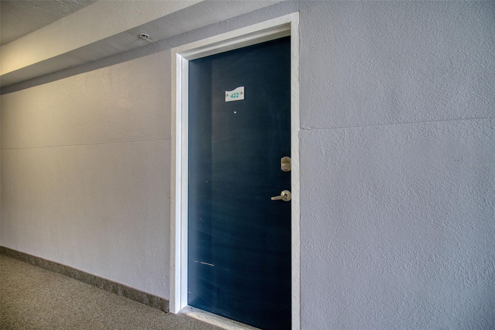 WAVE THE CONDO - Residential Lease