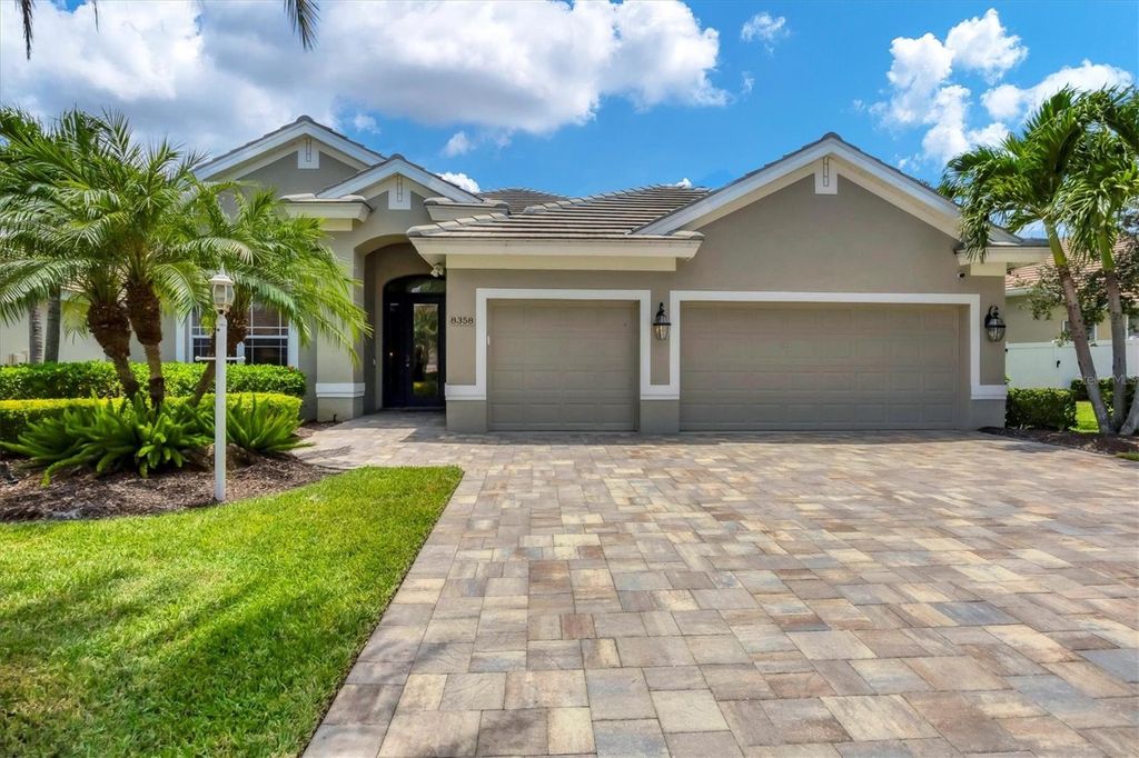 Photo of 8358 Sailing Loop, Lakewood Ranch, FL 34202 (MLS # A4661710)