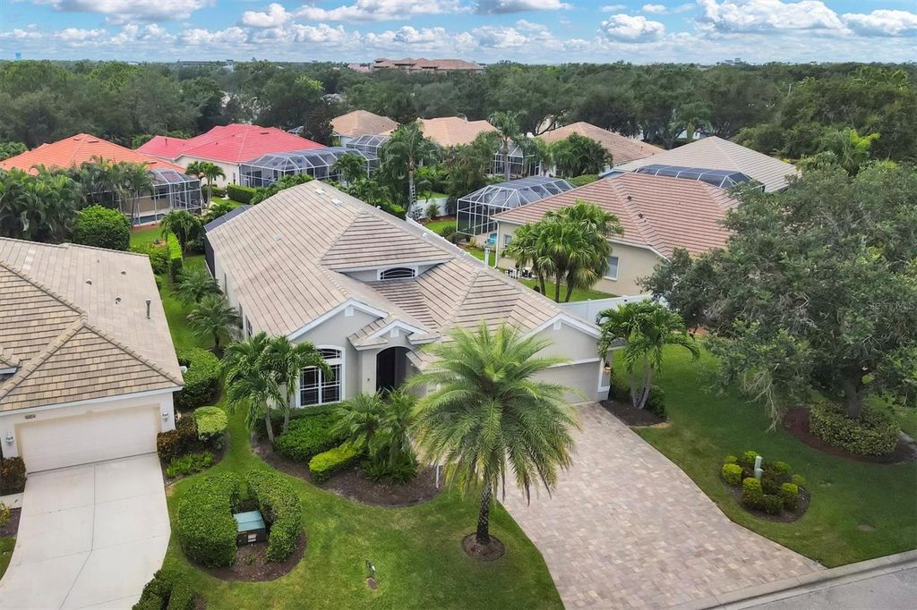 Photo of 8358 Sailing Loop, Lakewood Ranch, FL 34202 (MLS # A4661710)