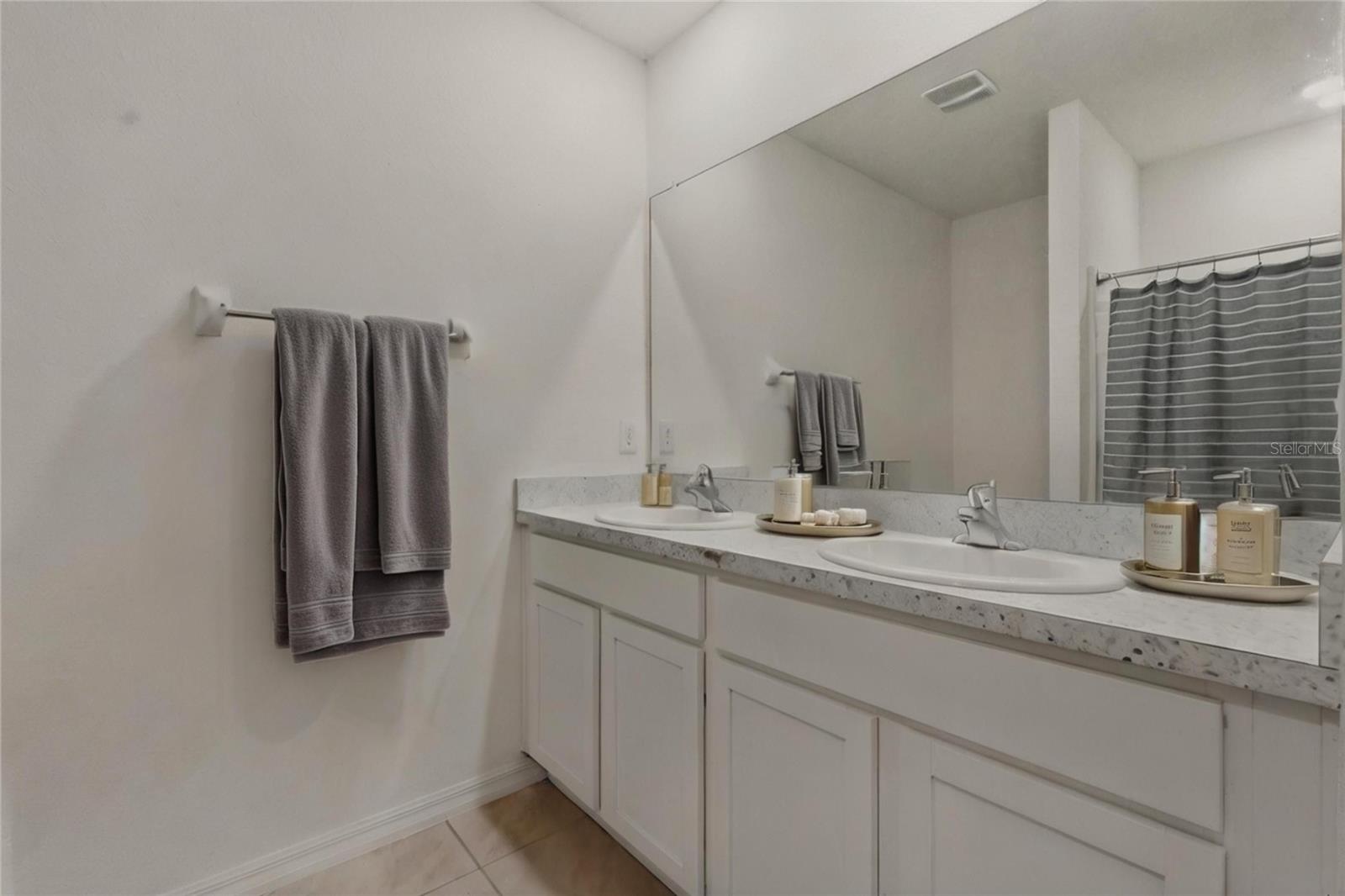 ASHBERRY VILLAGE PH 1 - Residential