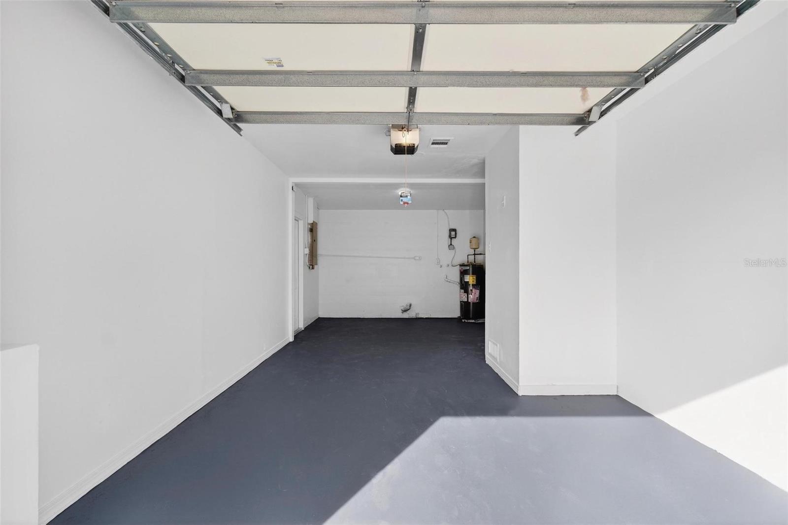 HAUK SUB - Residential