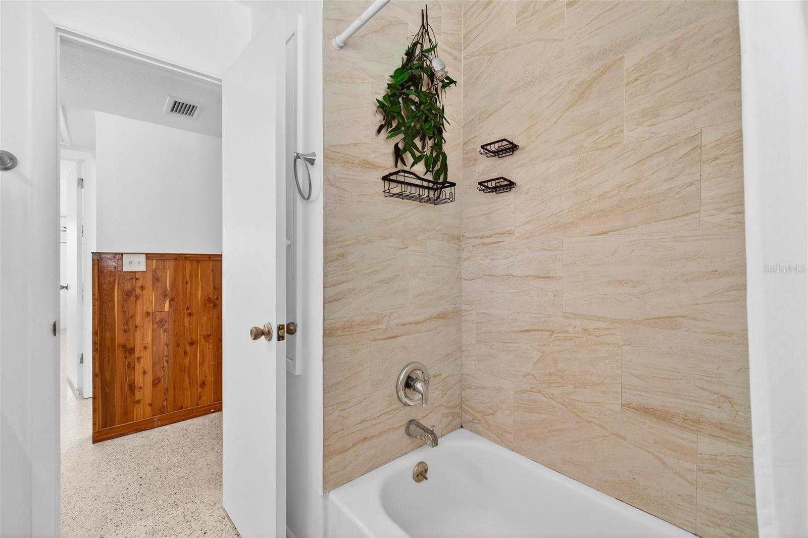 HAUK SUB - Residential