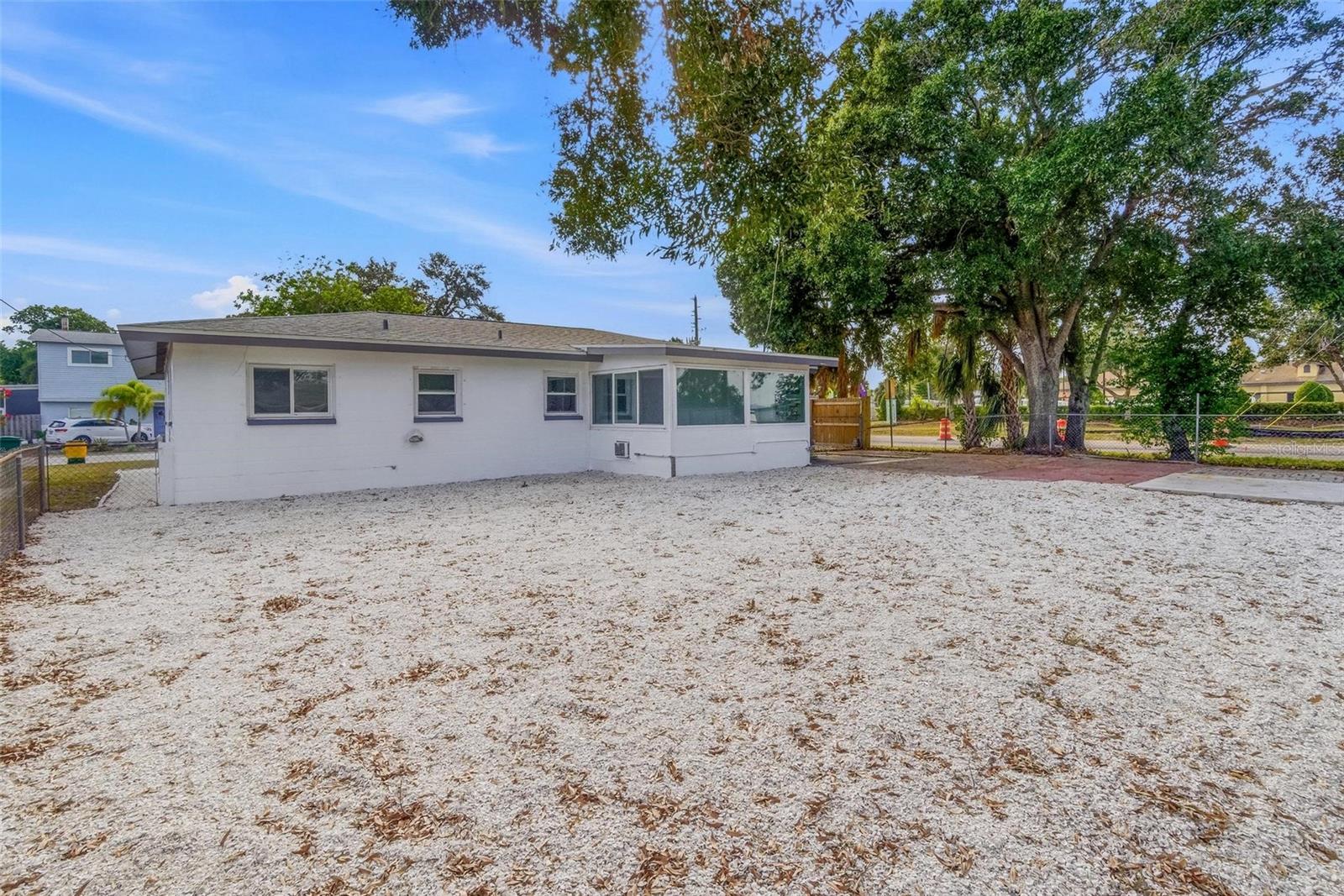 HAUK SUB - Residential