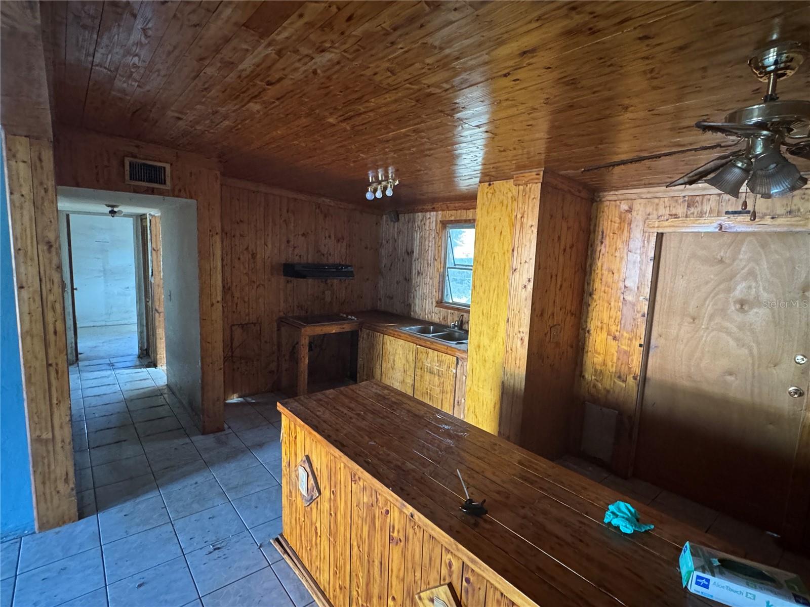 SUNSET GARDENS - Residential