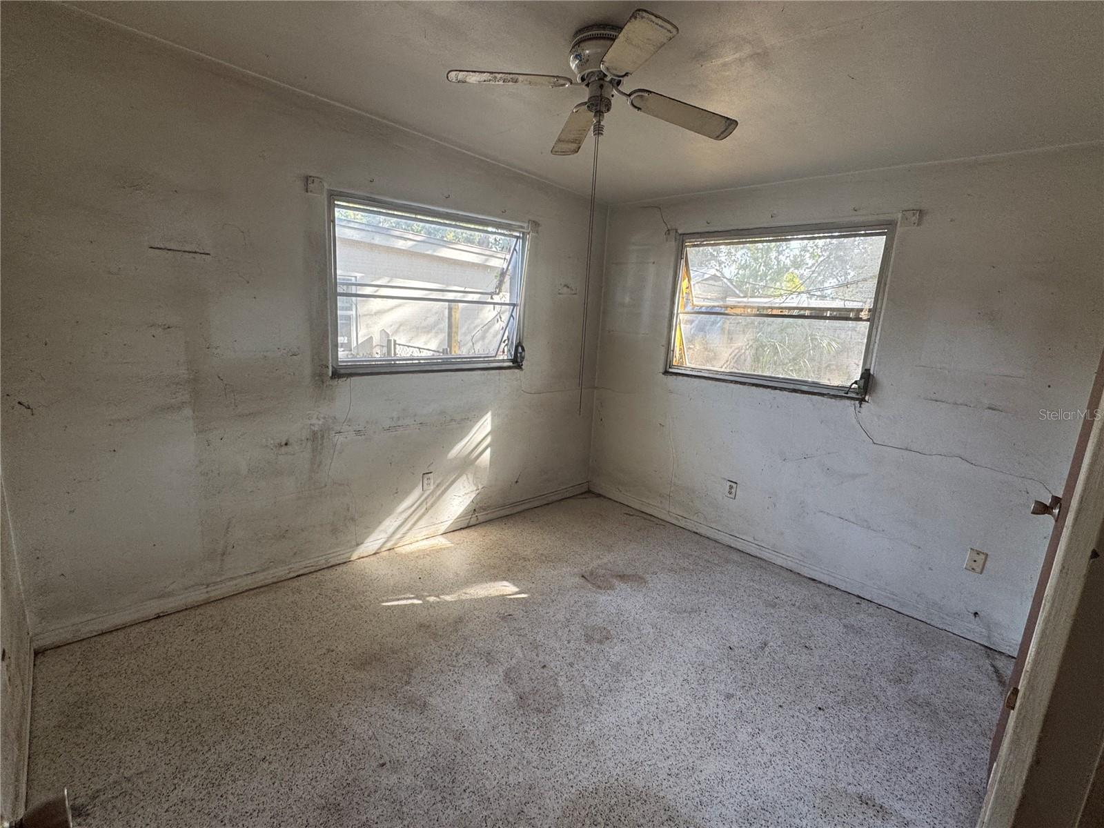 SUNSET GARDENS - Residential