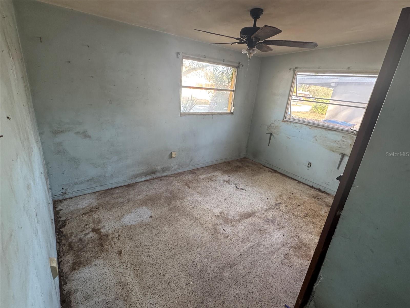 SUNSET GARDENS - Residential