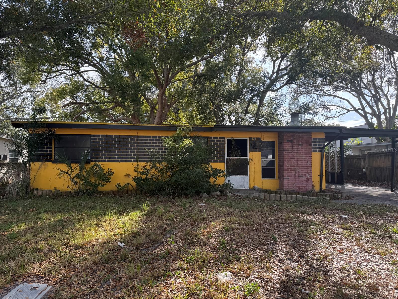 SUNSET GARDENS - Residential