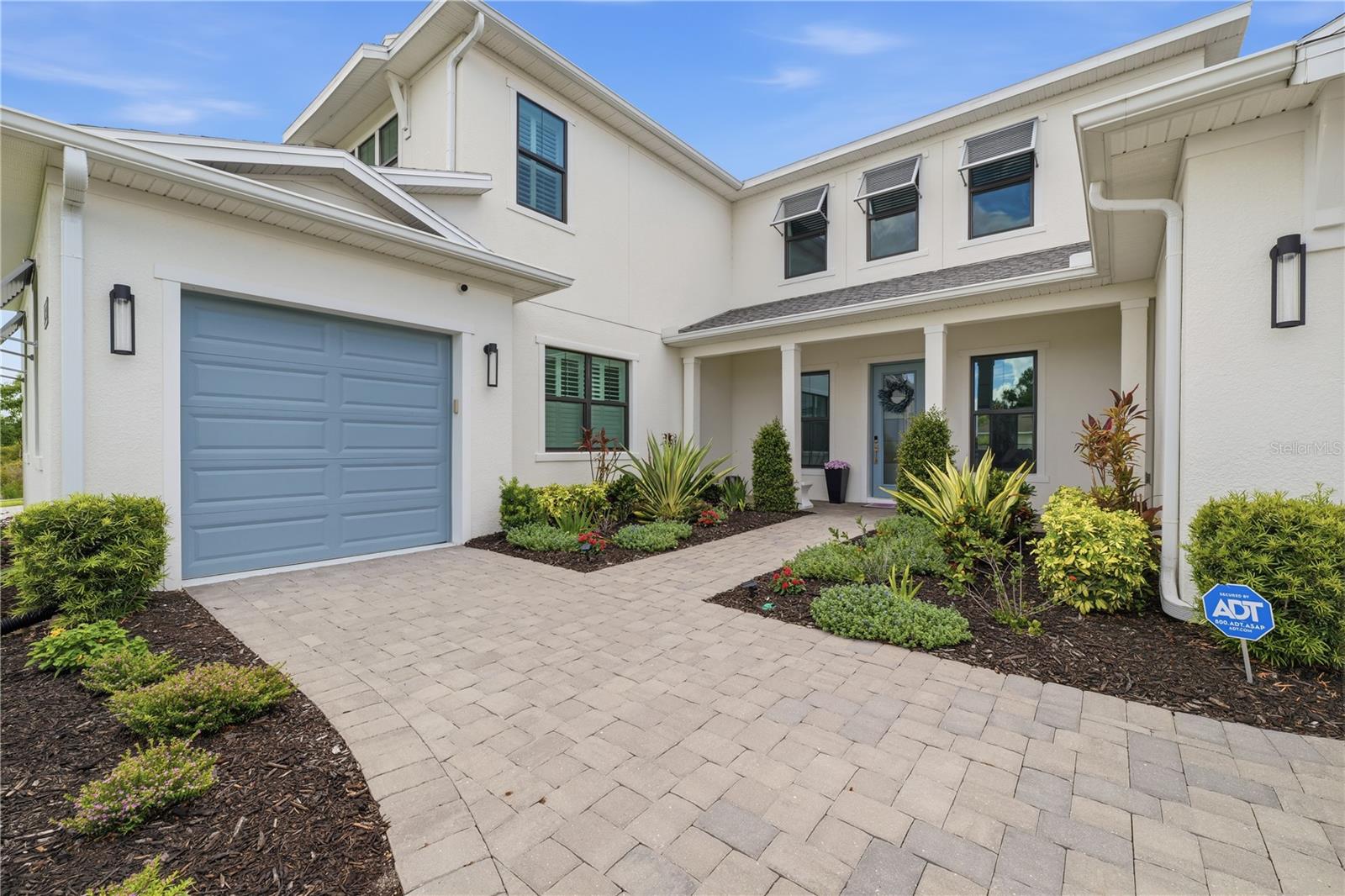 2340 WHITE DOGWOOD LOOP
