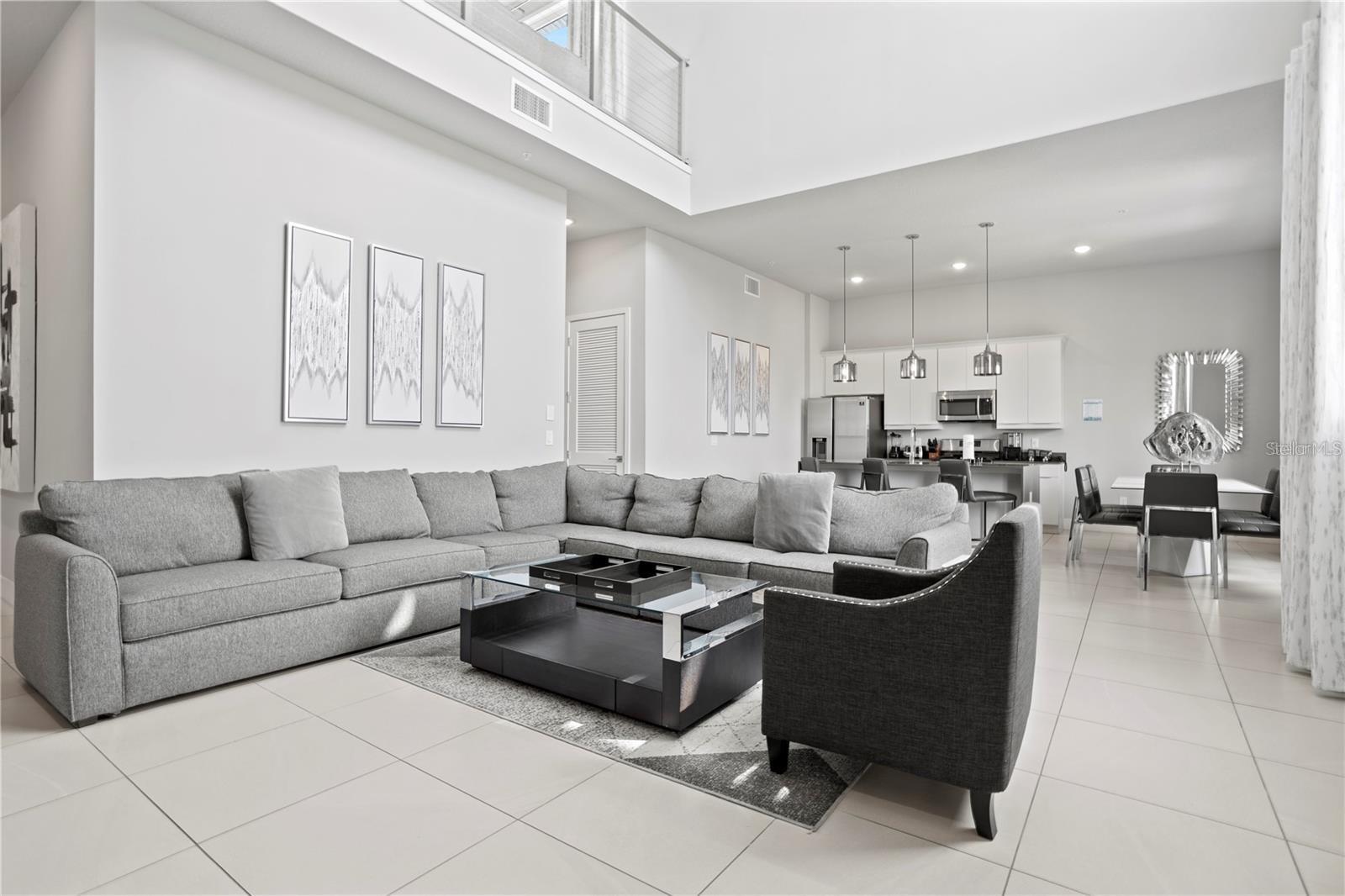 SPECTRUM AT REUNION CONDO PH 2A & 2B - Residential Lease