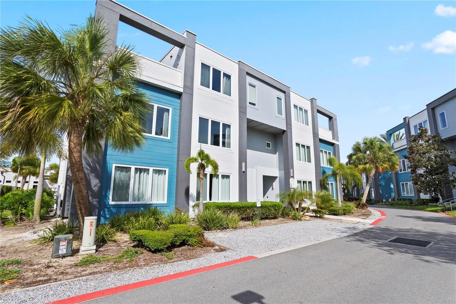 SPECTRUM AT REUNION CONDO PH 2A & 2B - Residential Lease