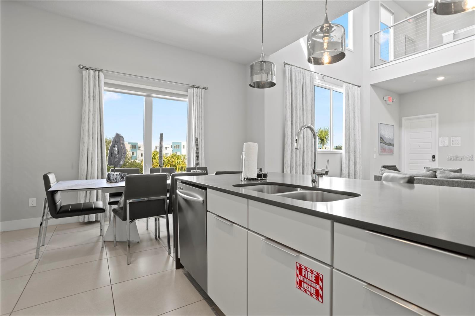 SPECTRUM AT REUNION CONDO PH 2A & 2B - Residential Lease