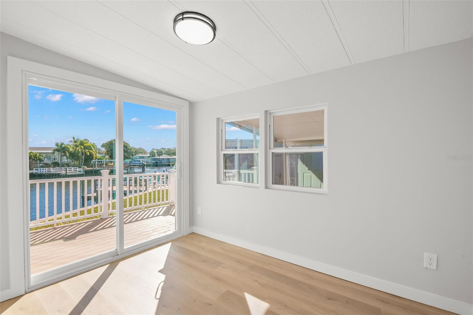 MOBEL AMERICANA MOBILE HOME PARK UNREC - Residential