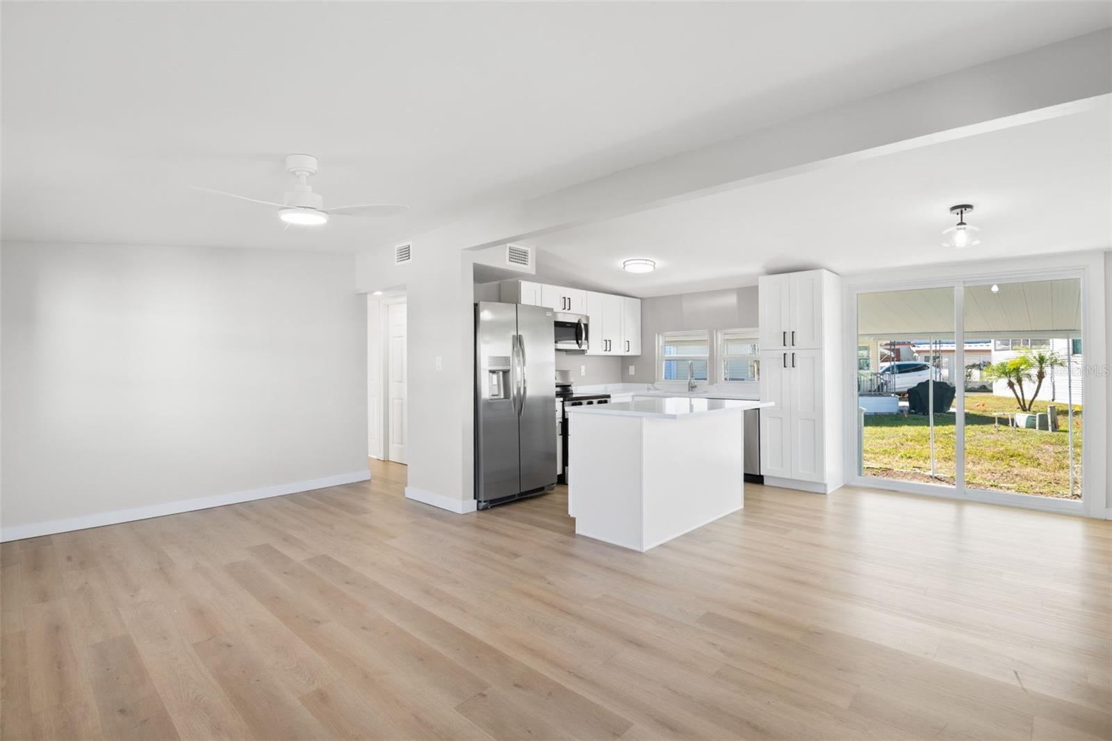 MOBEL AMERICANA MOBILE HOME PARK UNREC - Residential