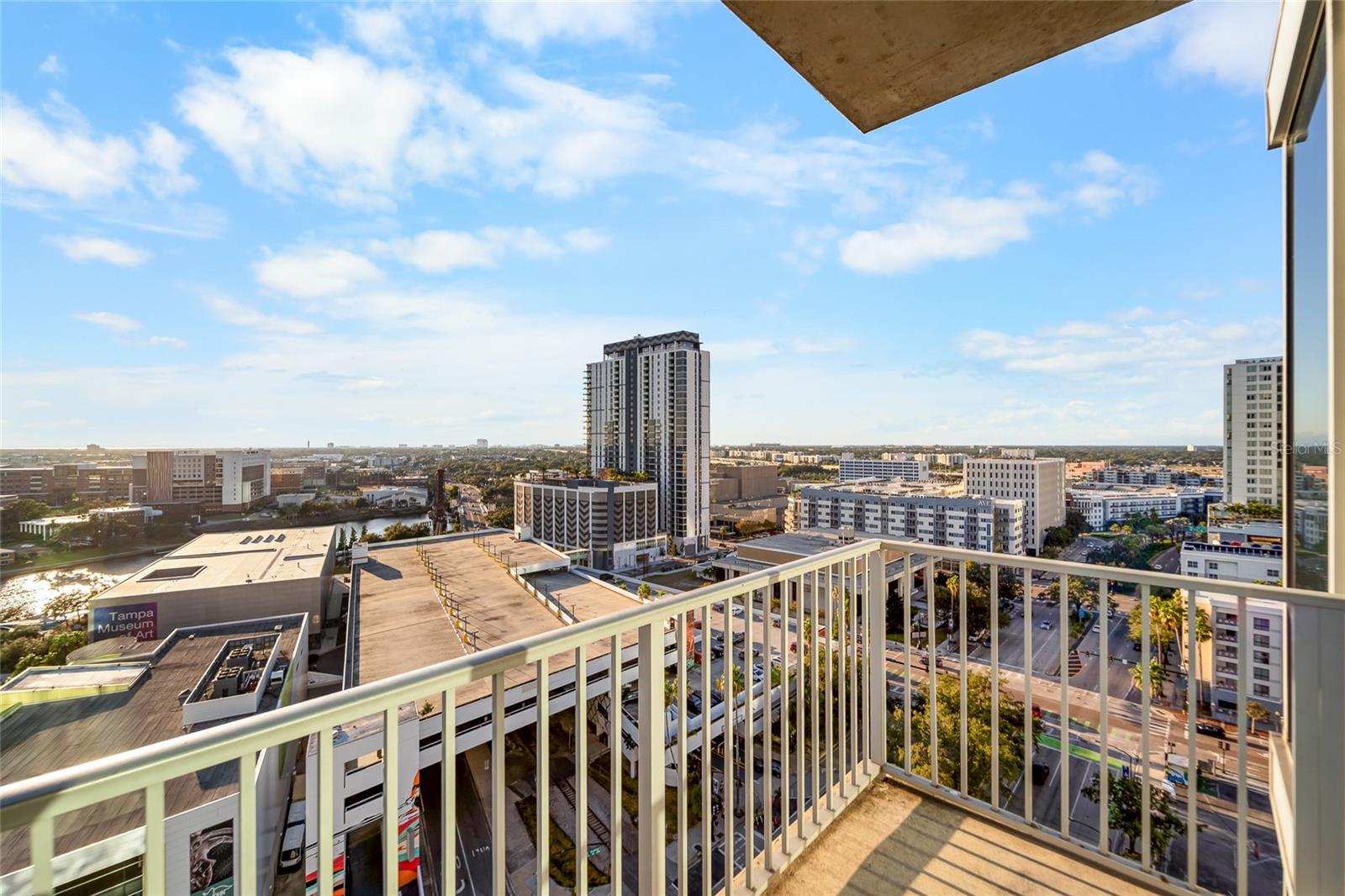 777 N ASHLEY DRIVE 1403