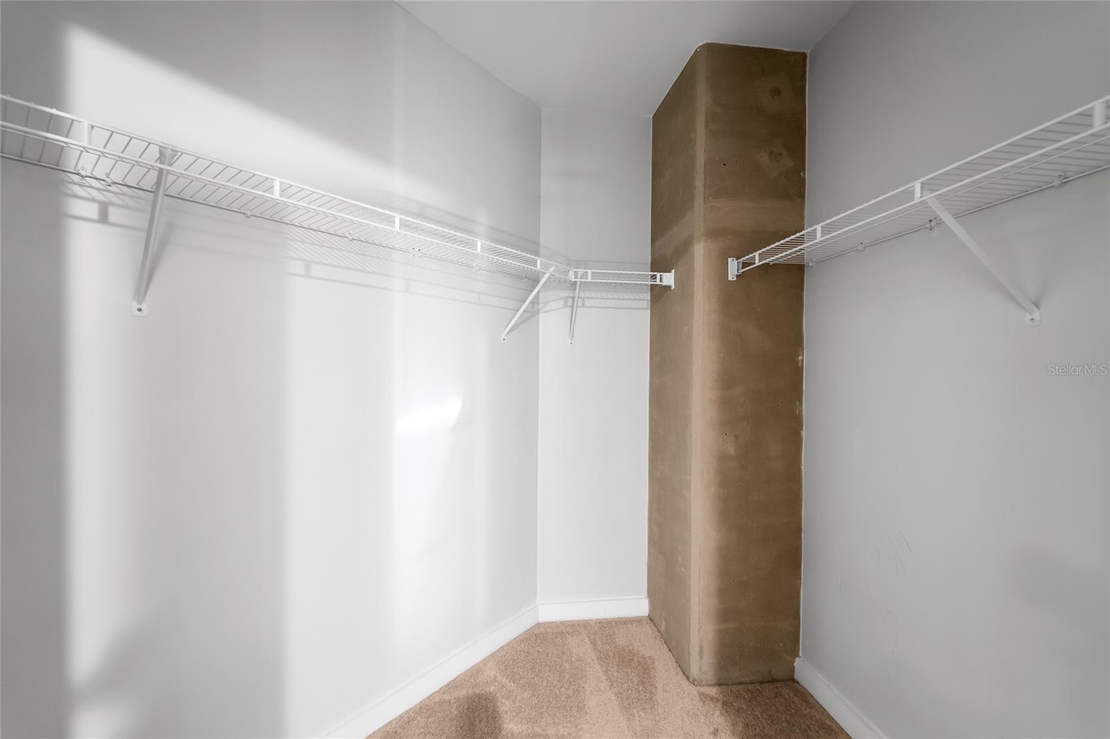 SKYPOINT A CONDO - Residential