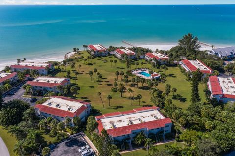 A home in LONGBOAT KEY