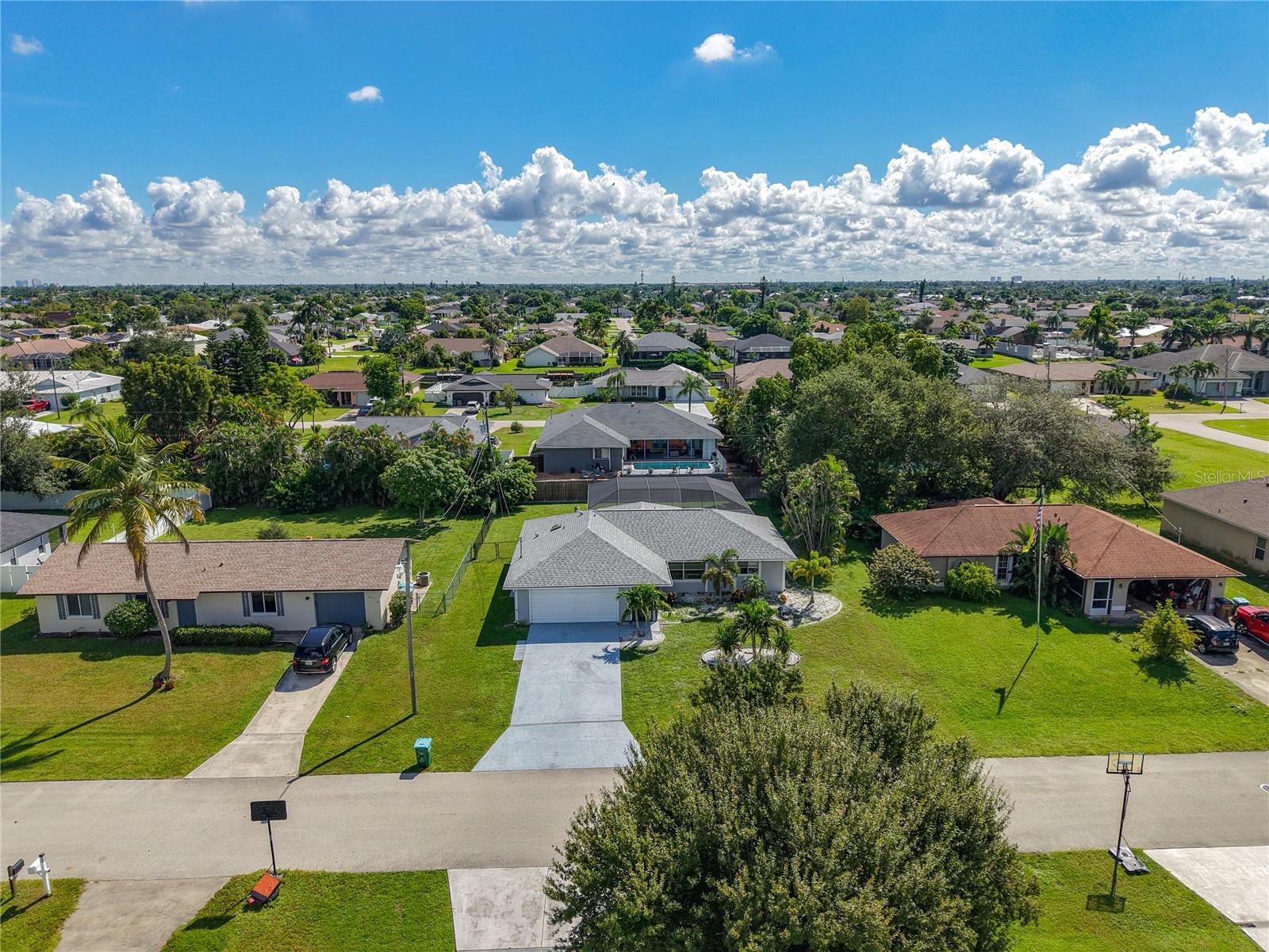 CAPE CORAL - Residential