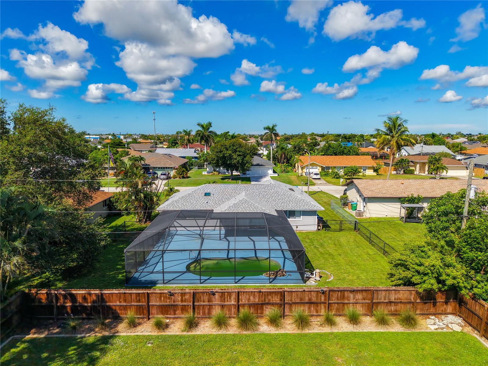 CAPE CORAL - Residential