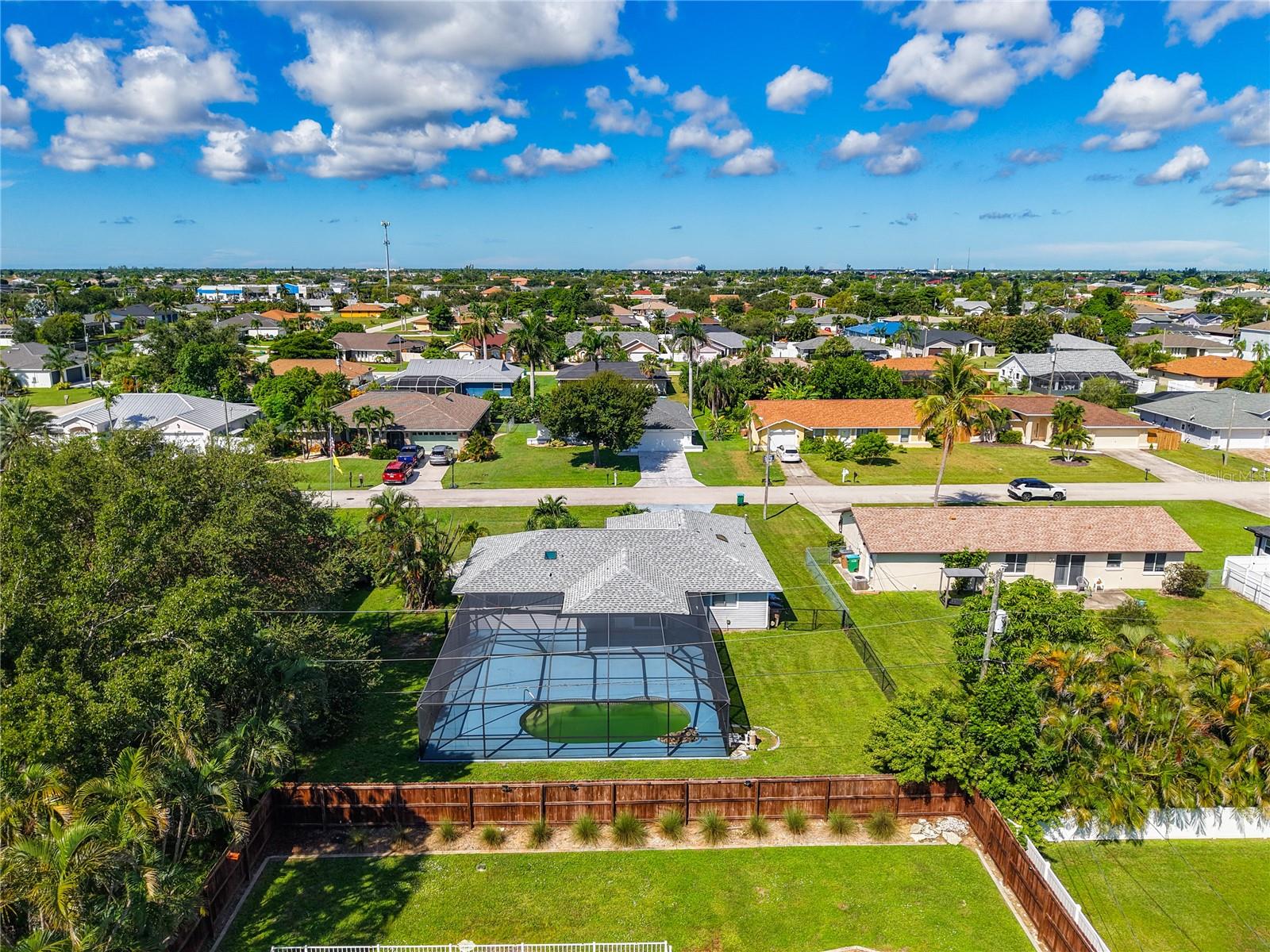 CAPE CORAL - Residential