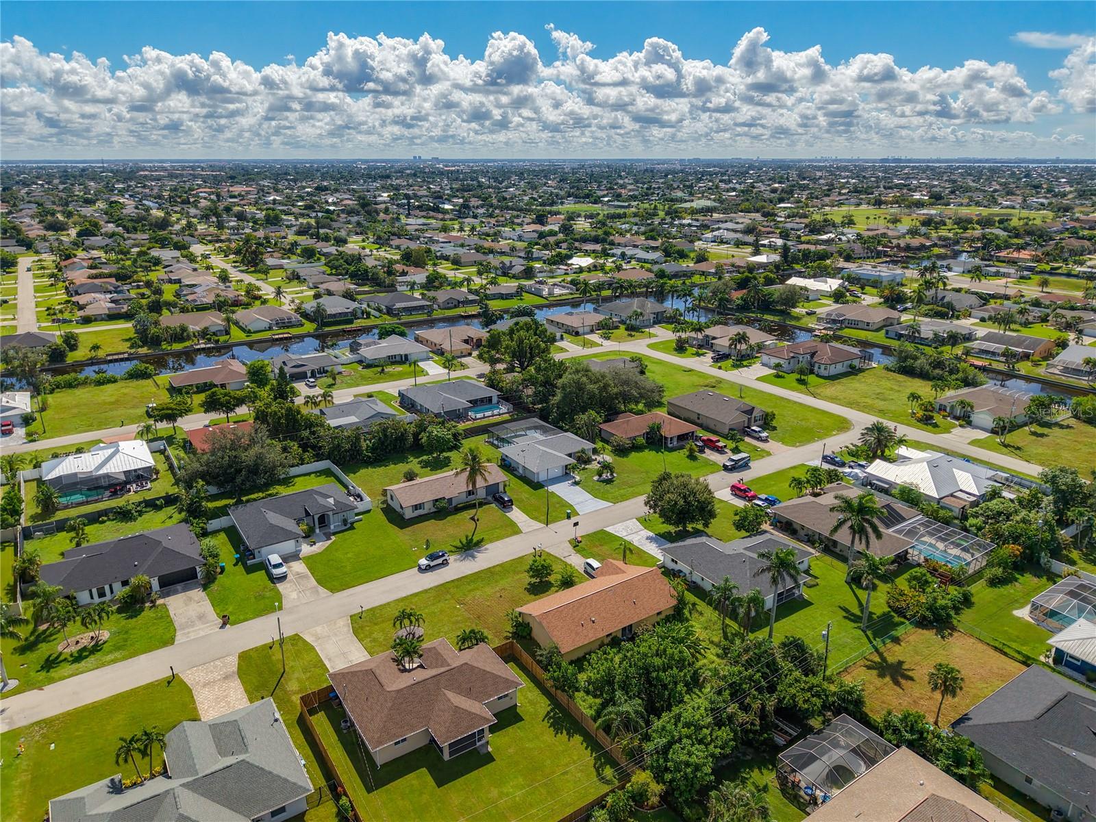 CAPE CORAL - Residential