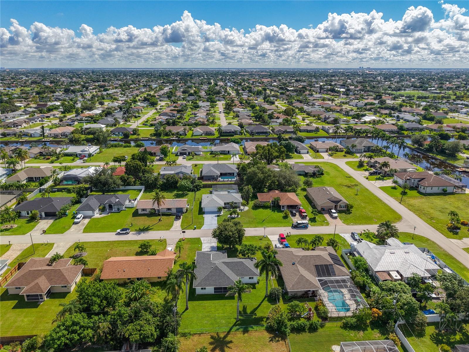 CAPE CORAL - Residential
