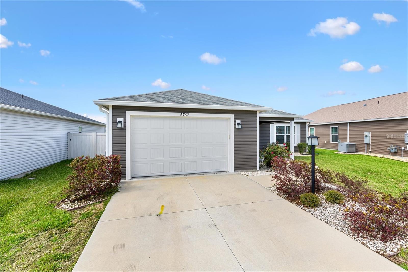 VILLAGES/WEST LAKE UN #53 - Residential