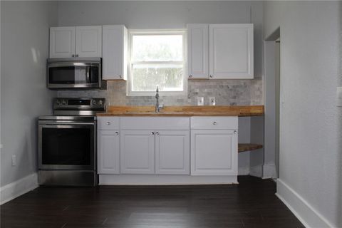 Tiny photo for 1317 Main Street, Leesburg, FL 34748 (MLS # G5102457)