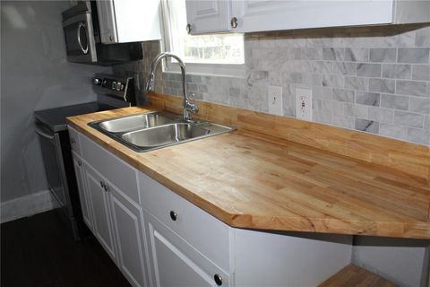 Tiny photo for 1317 Main Street, Leesburg, FL 34748 (MLS # G5102457)