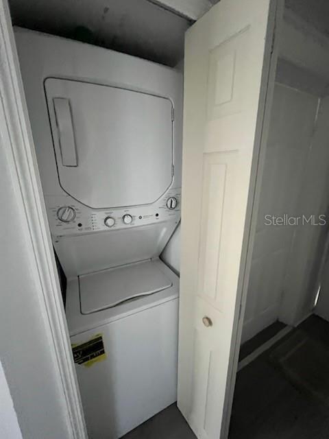 LEESBURG - Commercial Sale