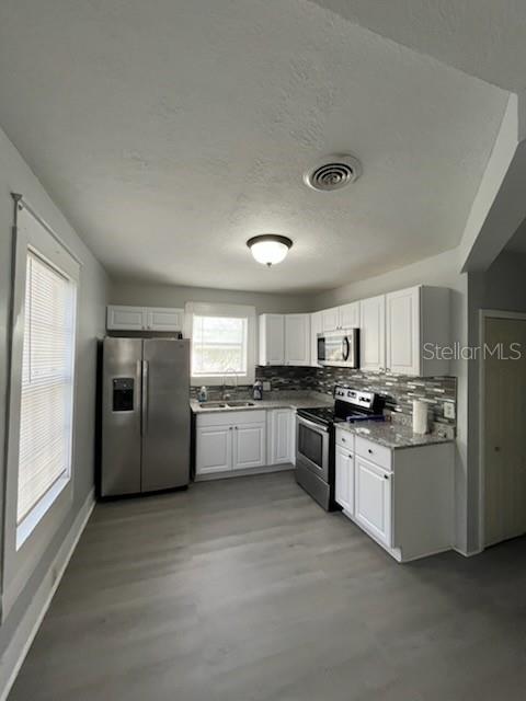 LEESBURG - Commercial Sale