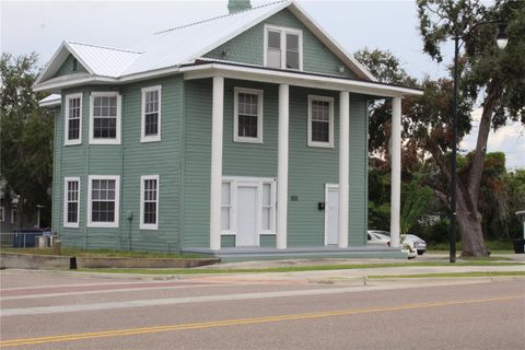 Photo of 1317 Main Street, Leesburg, FL 34748 (MLS # G5102457)
